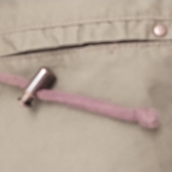 Love Tree Army green lightweight hooded  jacket with pockets - Picture 5 of 8